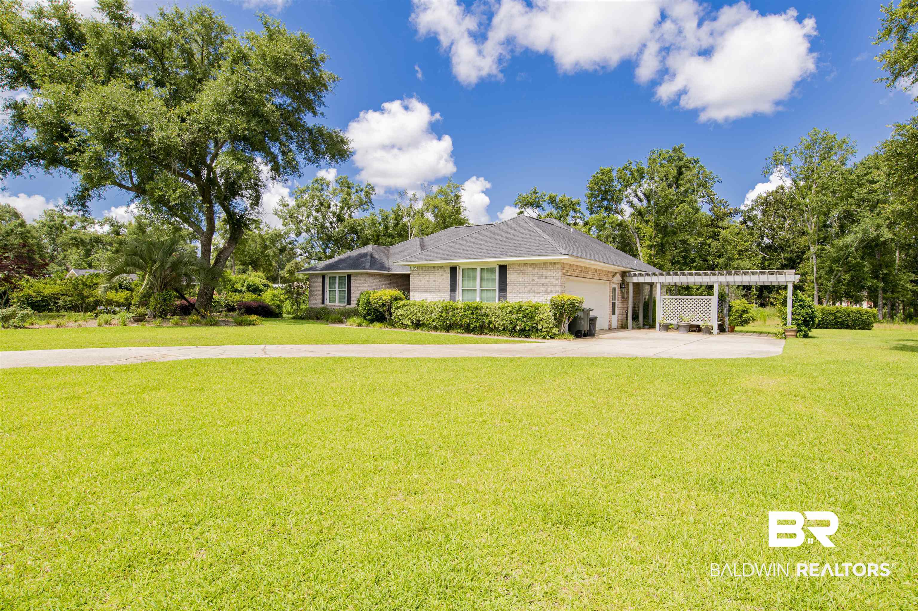 1105 North Oak Street Foley, AL 36535 - Photo 3 of 24