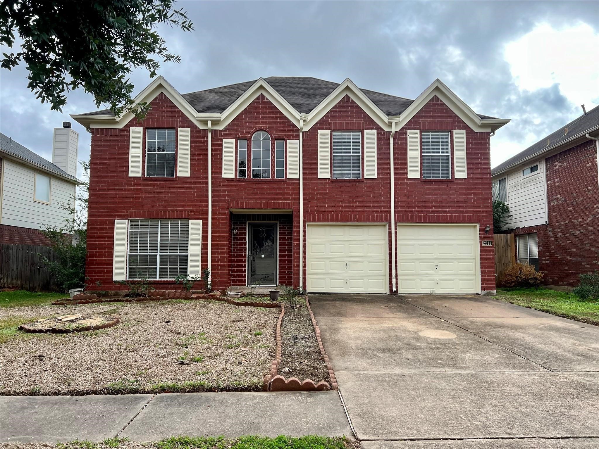 2211 Ruffian Lane Stafford, TX 77477 - Photo 3 of 25