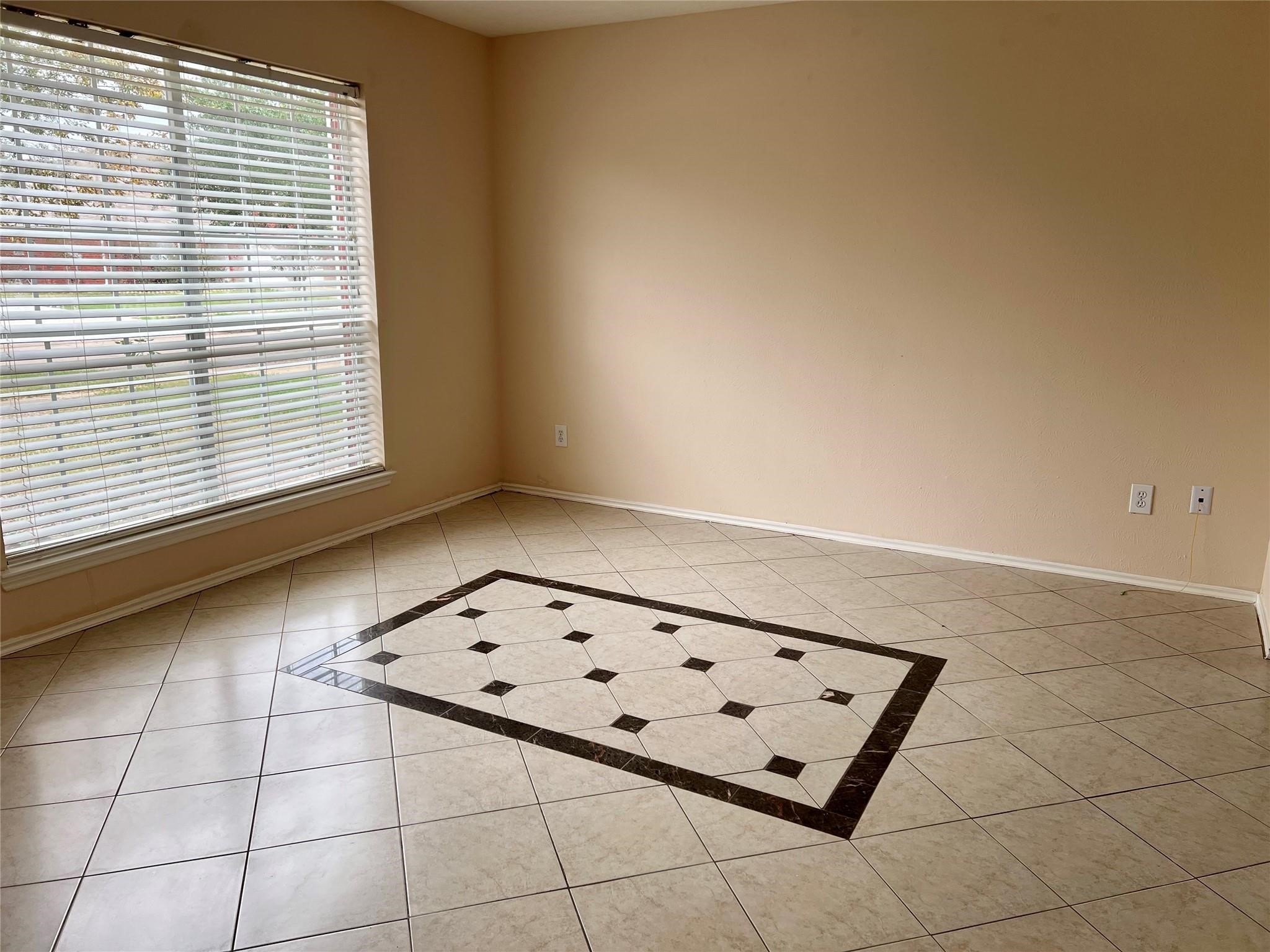 2211 Ruffian Lane Stafford, TX 77477 - Photo 5 of 25