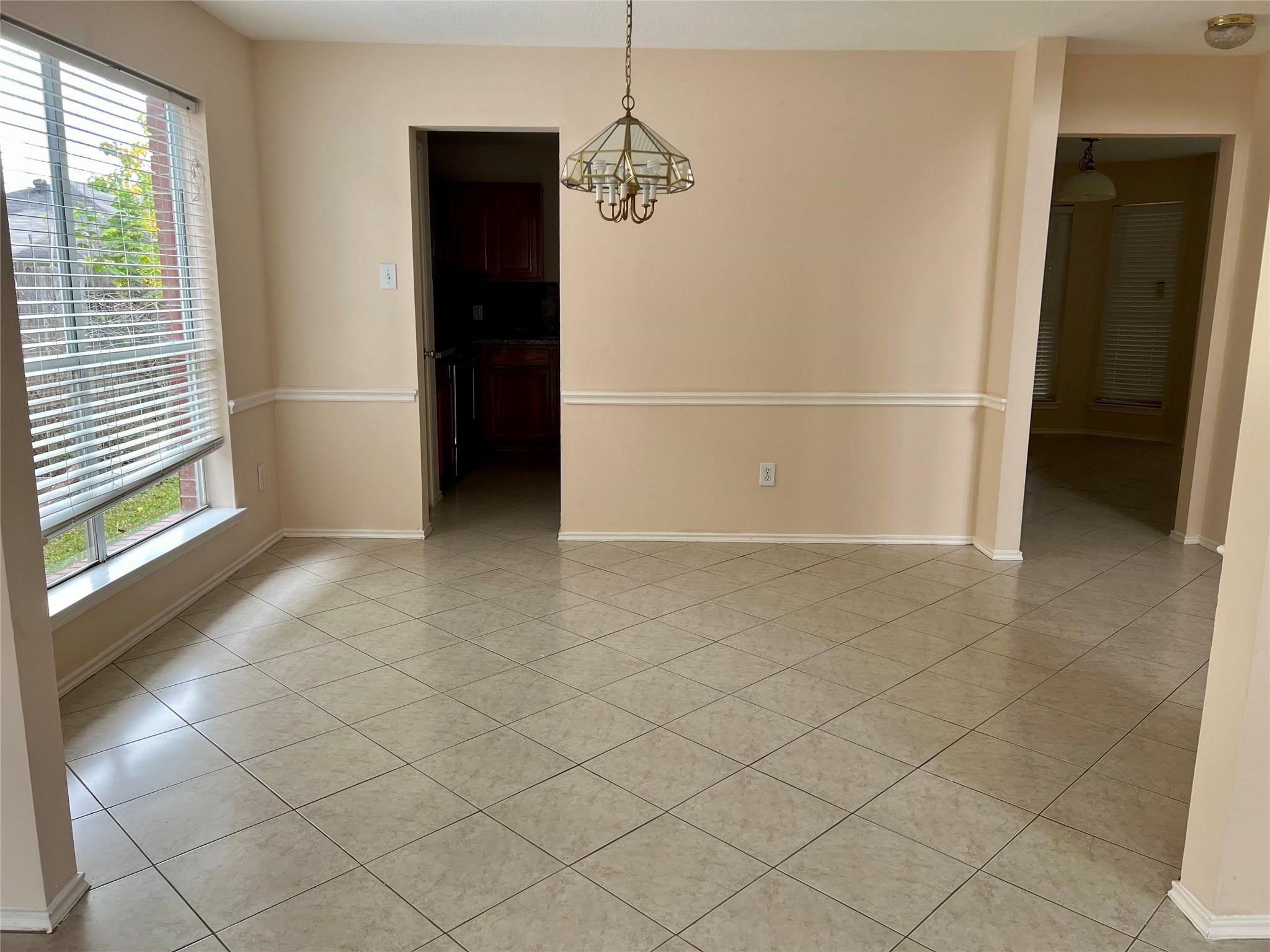 2211 Ruffian Lane Stafford, TX 77477 - Photo 7 of 25