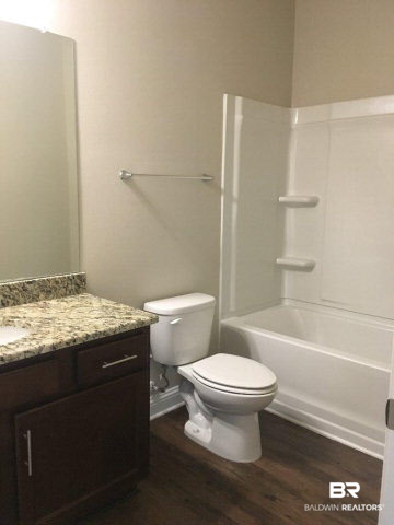 6618 Spaniel Drive, Unit 50B Spanish Fort, AL 36527 - Photo 9 of 16 Full Bath