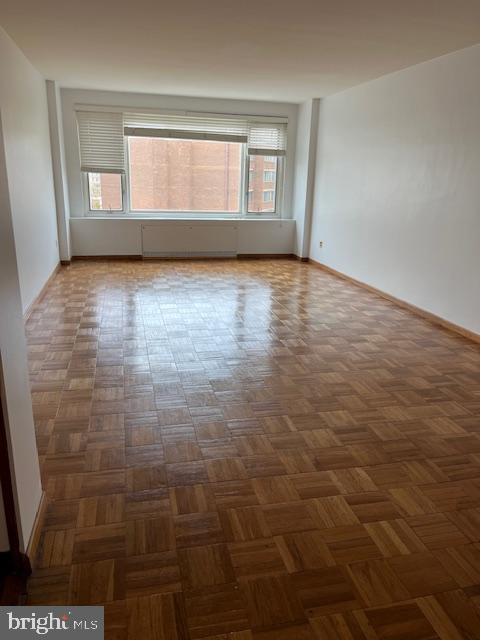 2475 Virginia Avenue Northwest, Unit 908 Washington, DC 20037 - Photo 9 of 24 Spacious room with natural light.