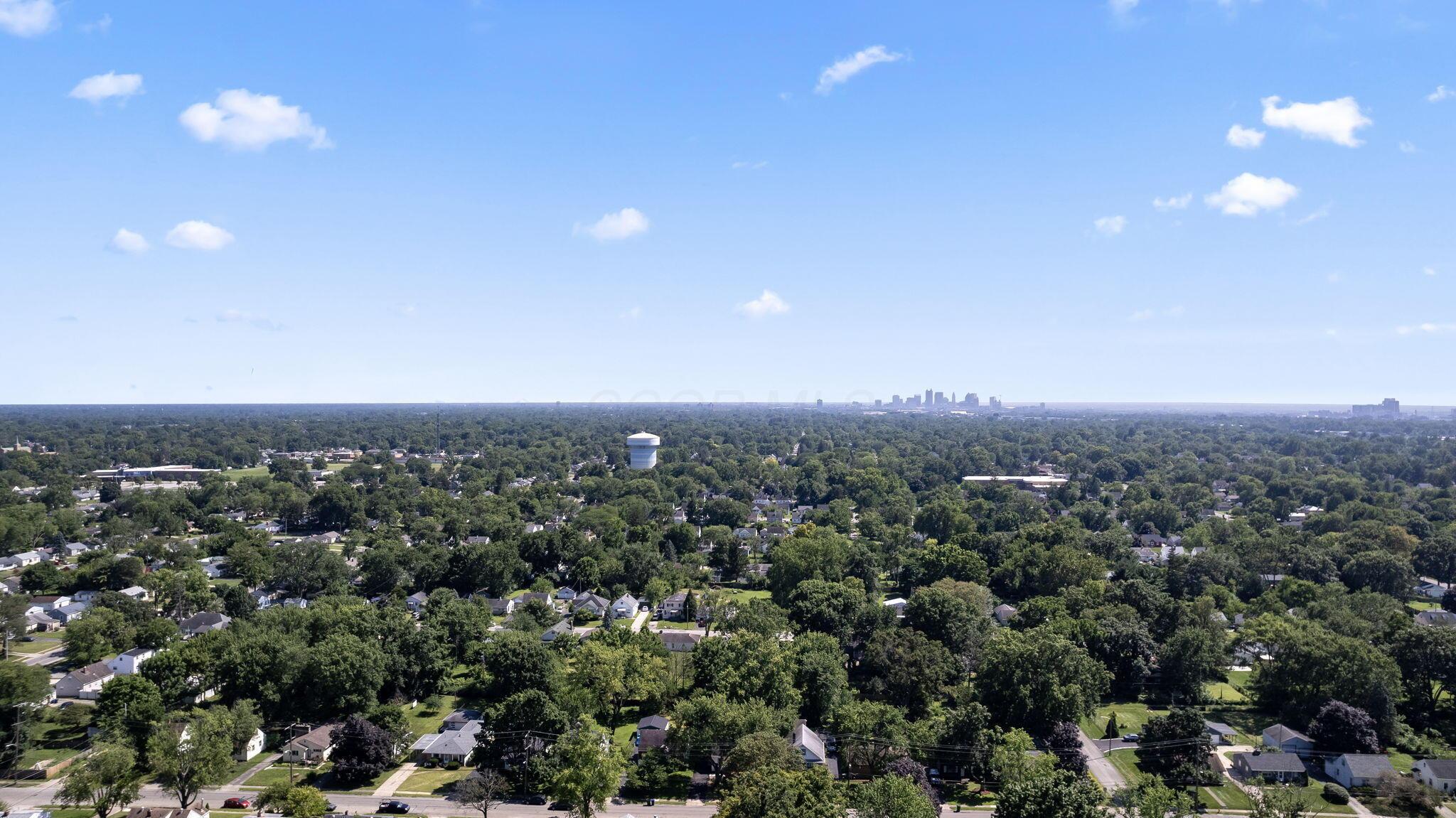 1319 Northridge Road Columbus, OH 43224 - Photo 58 of 66 58-web-or-mls-DJI_0496