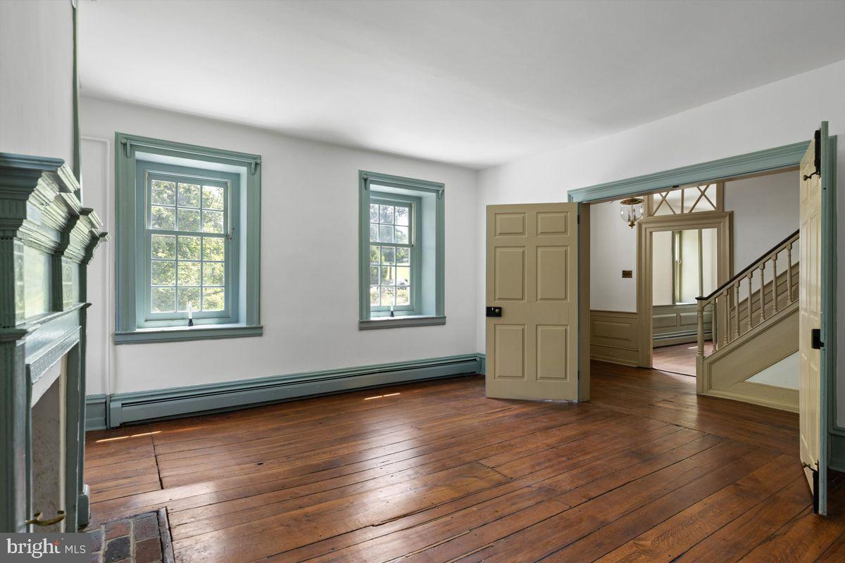 965 7 Oaks Road Chester Springs, PA 19425 - Photo 12 of 48 Dining Room