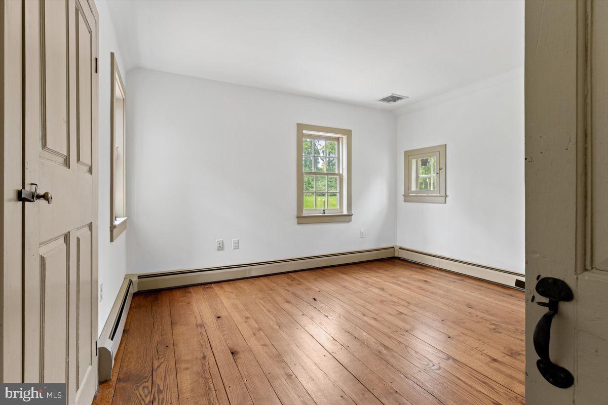965 7 Oaks Road Chester Springs, PA 19425 - Photo 31 of 48 Gallery Image 31
