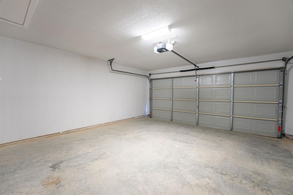 1032 Springview Lane Mabank, TX 75147 - Photo 13 of 15 a view of a garage