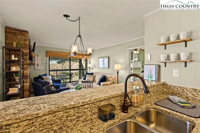 $185,000 | 103 Mid Holiday Lane, Unit D216, Beech Mountain, NC 28604