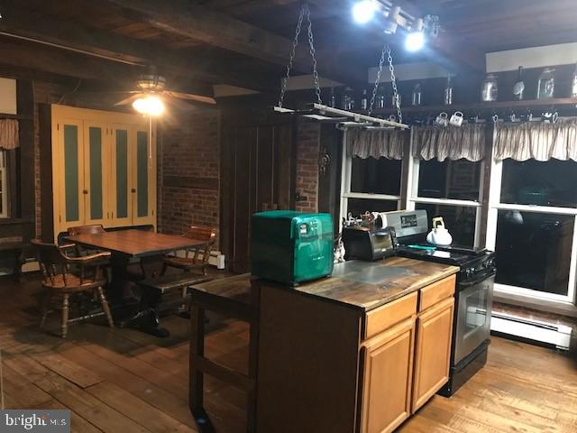 15 Webster School Road Grantville, PA 17028 - Photo 4 of 12 Log House Kitchen /Dining