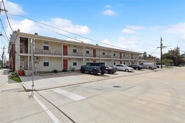 $1,100 | 6650 Fleur De Lis Drive, Unit 10, New Orleans, LA 70124