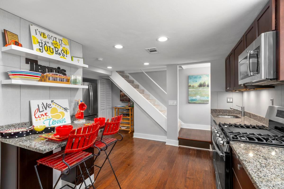 1395 North Berry Road St. Louis, MO 63122 - Photo 8 of 29 Gallery Image 8