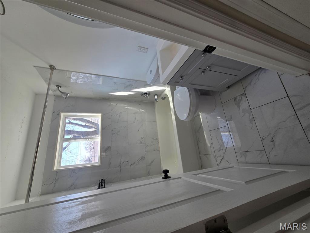 1240 Mullanphy Road Florissant, MO 63031 - Photo 4 of 9