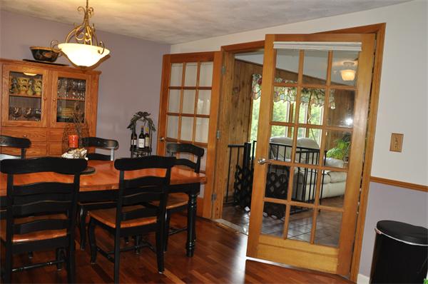 26 Mansfield Drive Wakefield, MA 01880 - Photo 3 of 26 a dining room with furniture and window