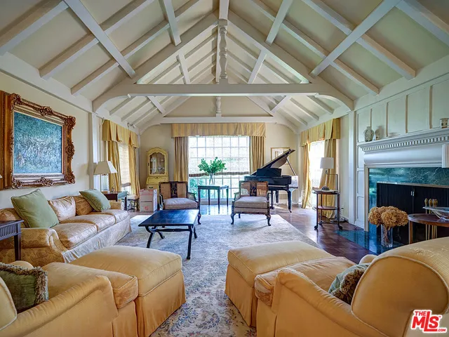 $6,499,000 | 322 North June Street, Los Angeles, CA 90004