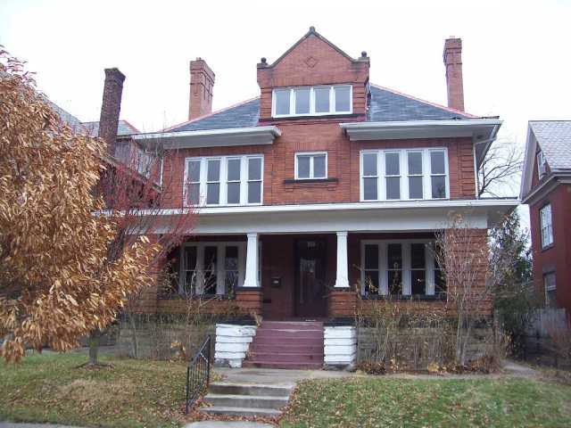 956 Bryden Road Columbus, OH 43205 - Photo 1 of 11 Gallery Image 1