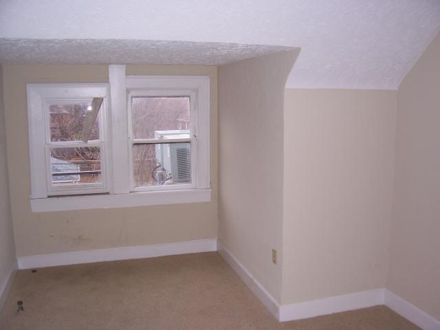 956 Bryden Road Columbus, OH 43205 - Photo 10 of 11 Gallery Image 10