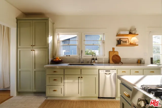 $2,050,000 | 1535 North Gardner Street, Los Angeles, CA 90046