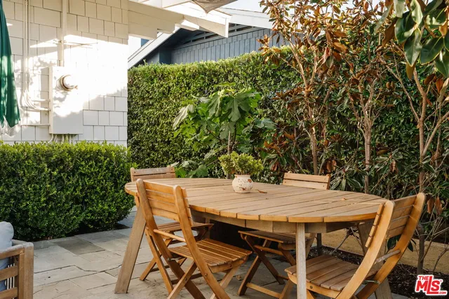 $2,050,000 | 1535 North Gardner Street, Los Angeles, CA 90046