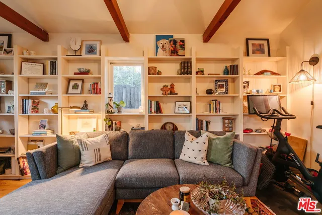 $2,050,000 | 1535 North Gardner Street, Los Angeles, CA 90046