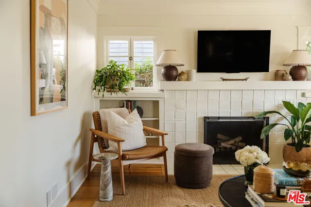 $2,050,000 | 1535 North Gardner Street, Los Angeles, CA 90046