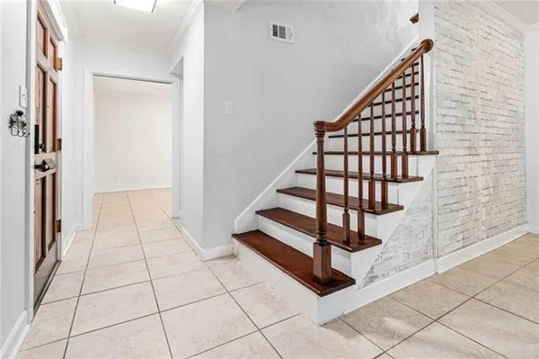 $2,300 | 5730 Pembrook Drive, New Orleans, LA 70131