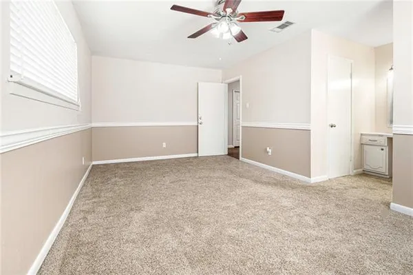 $2,300 | 5730 Pembrook Drive, New Orleans, LA 70131