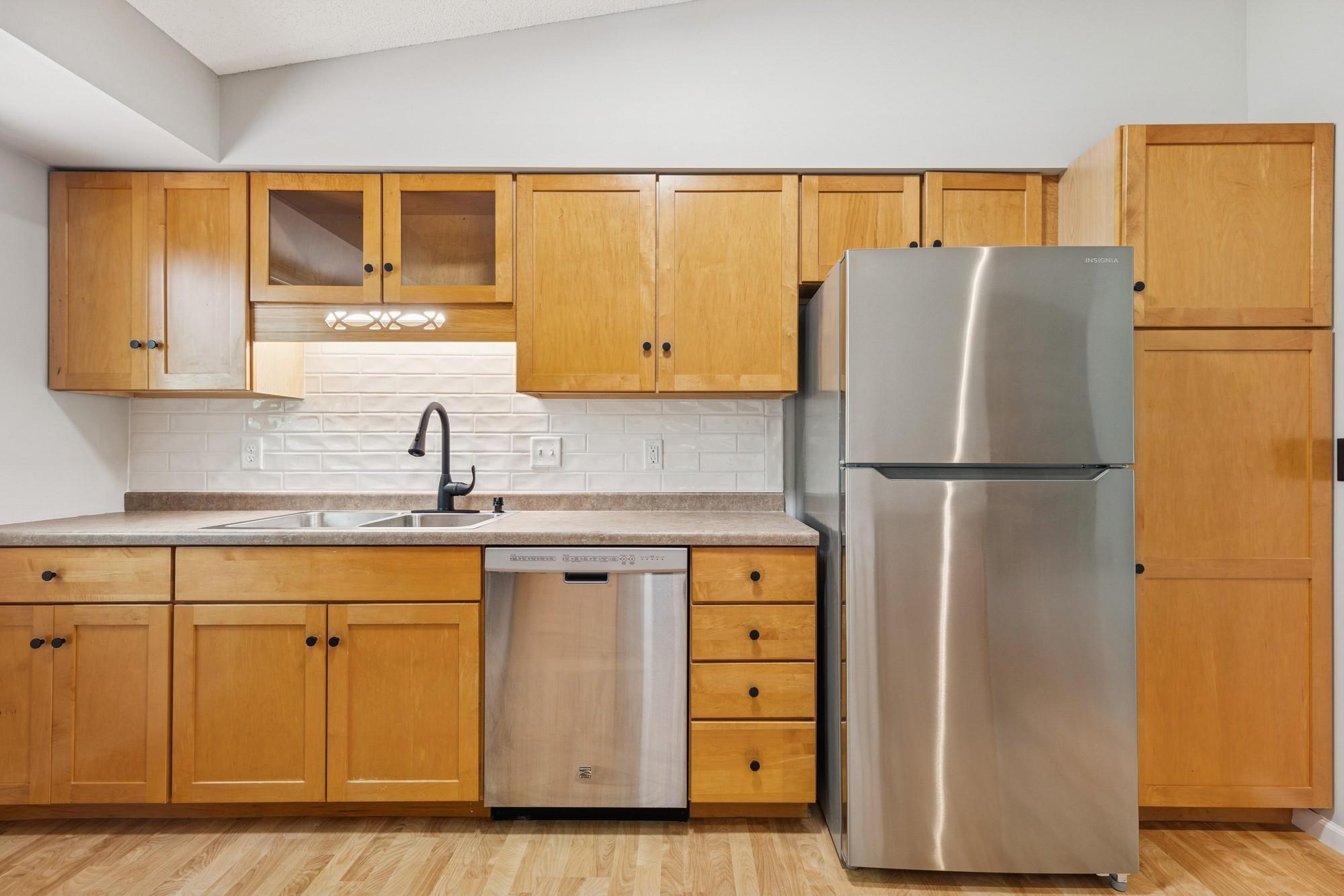 551 Townes Road Minnetonka, MN 55391 - Photo 11 of 29 Gallery Image 11