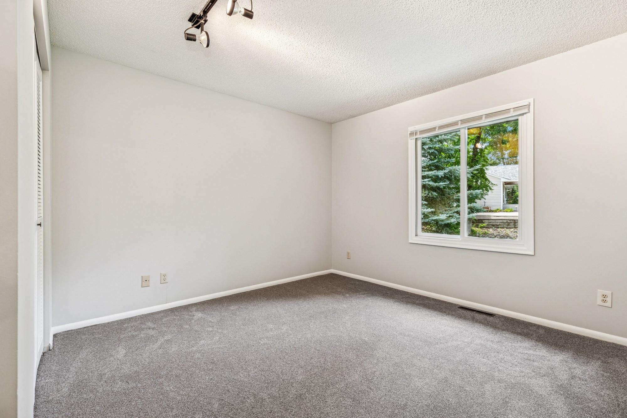 551 Townes Road Minnetonka, MN 55391 - Photo 15 of 29 Gallery Image 15