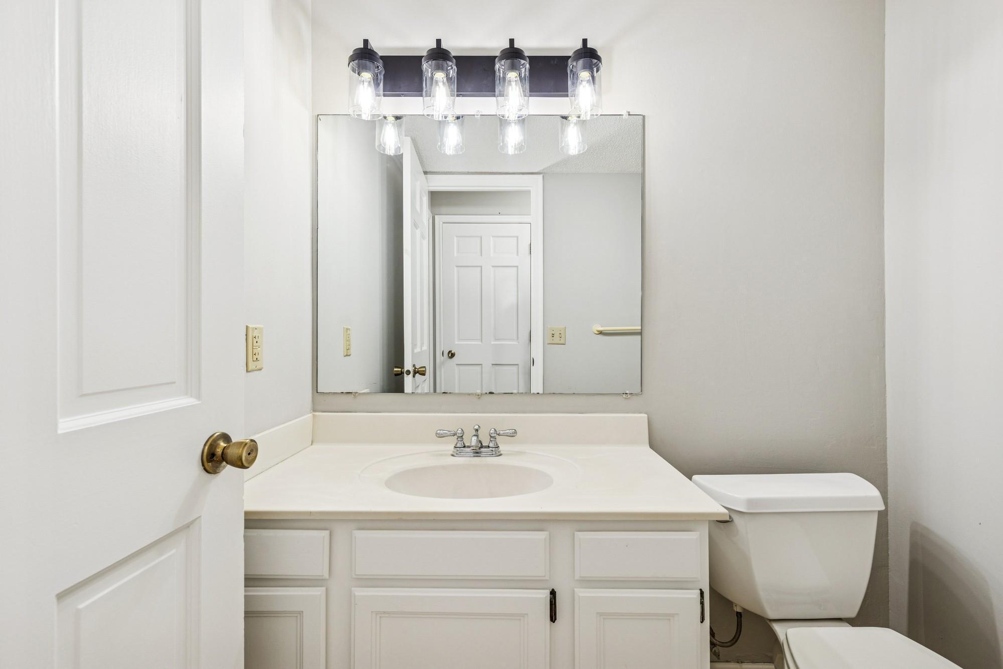 551 Townes Road Minnetonka, MN 55391 - Photo 19 of 29 Gallery Image 19
