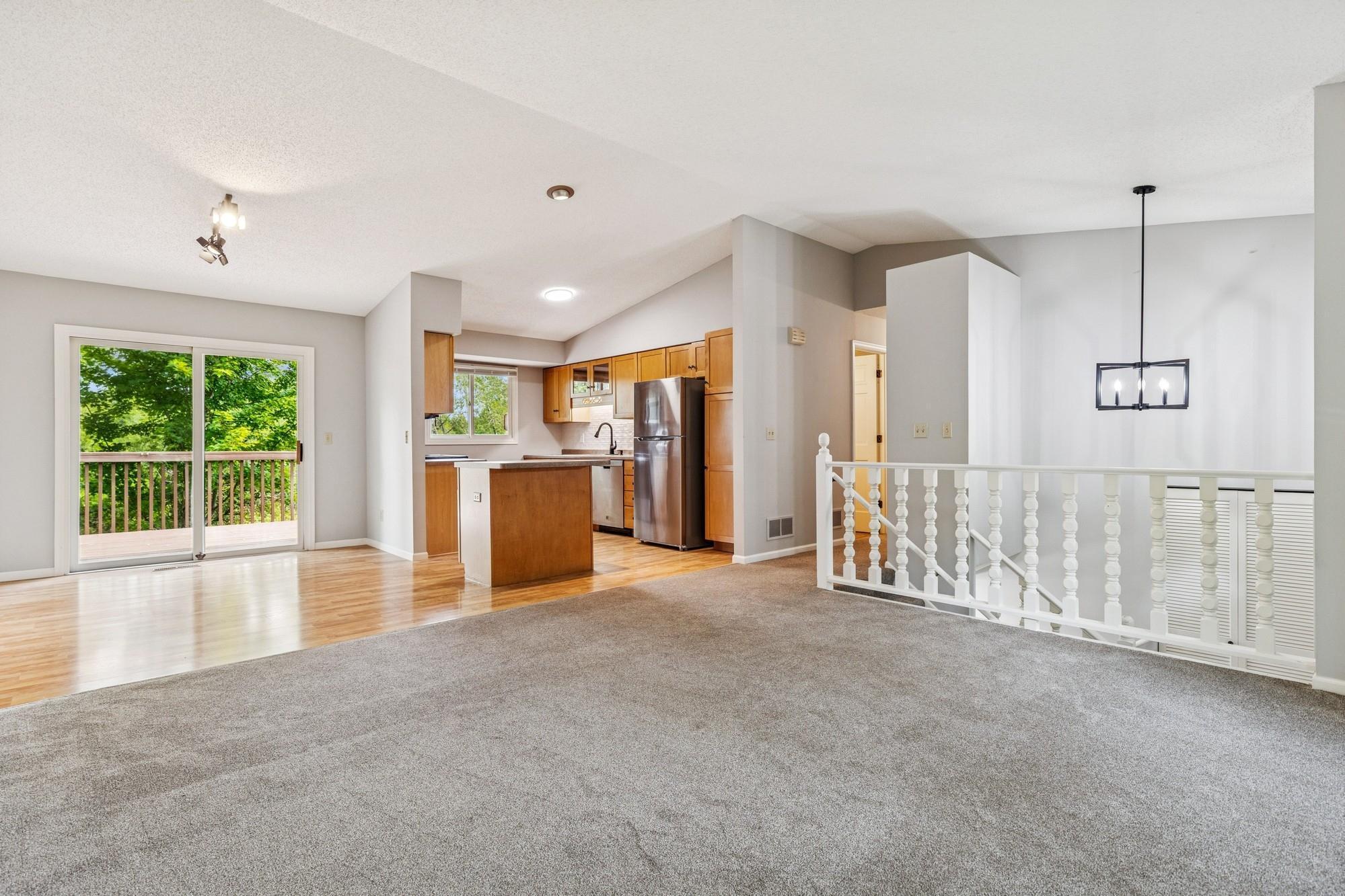 551 Townes Road Minnetonka, MN 55391 - Photo 3 of 29 Gallery Image 3