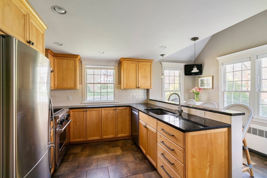 22 Standish Road Wellesley, MA 02481 - Photo 5 of 34 Gallery Image 5