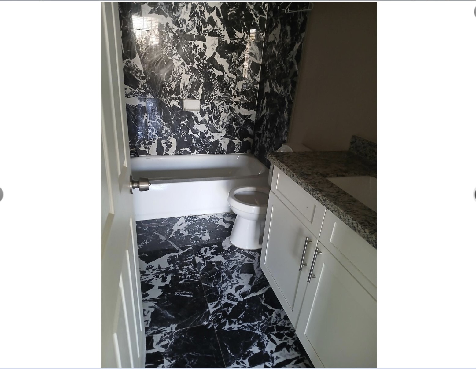 4122 Mallow Street, Unit B Houston, TX 77051 - Photo 6 of 11
