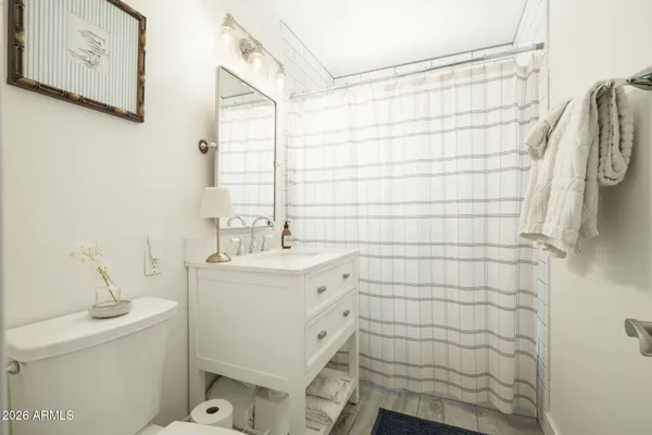 $985,000 | 4813 East Fairmount Avenue, Phoenix, AZ 85018