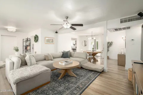 $985,000 | 4813 East Fairmount Avenue, Phoenix, AZ 85018