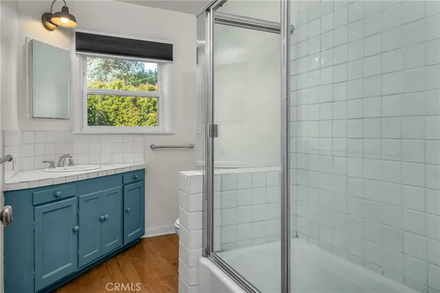 $6,995 | 3721 Lankershim Boulevard, Los Angeles, CA 90068