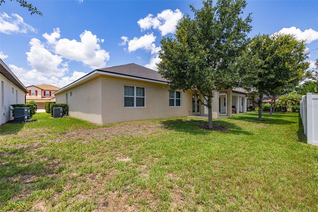1222 Yorkshire Court Davenport, FL 33896 - Photo 32 of 41