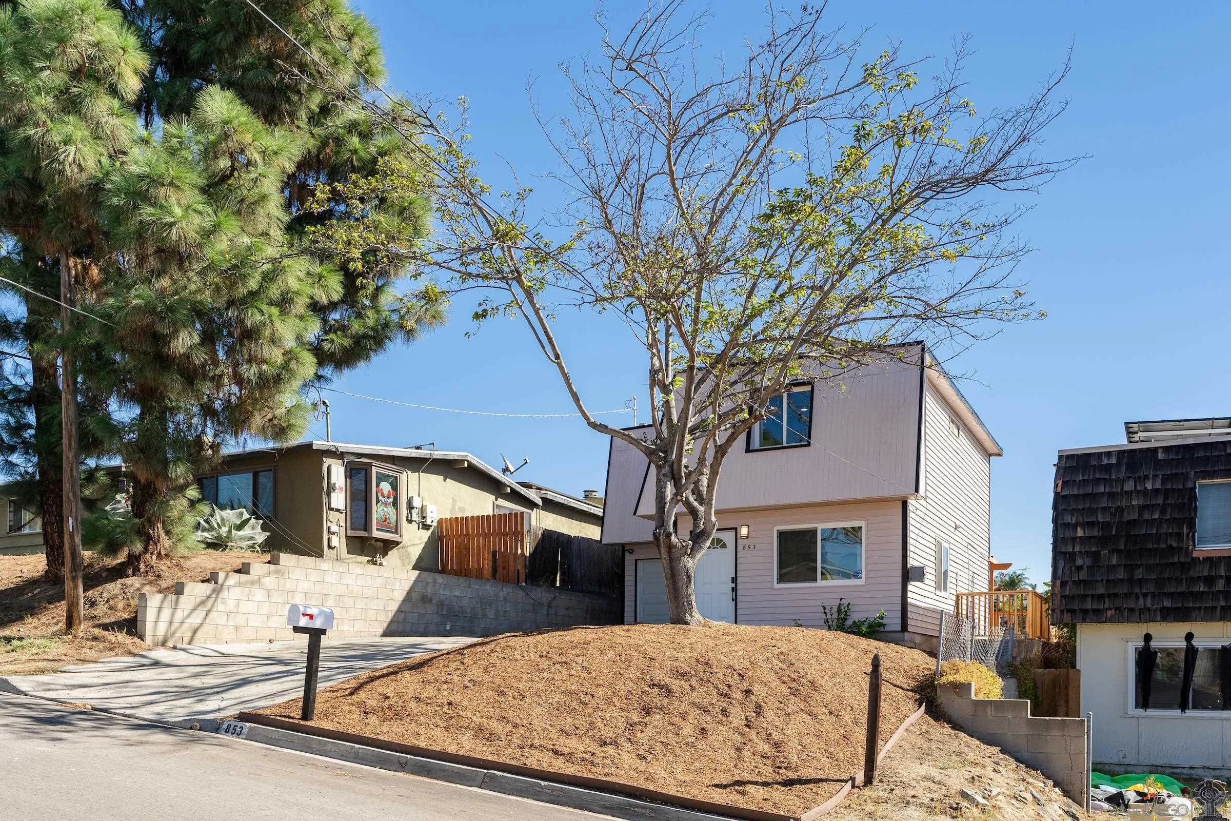 853 Pecos Street Spring Valley, CA 91977 - Photo 22 of 26 Gallery Image 22