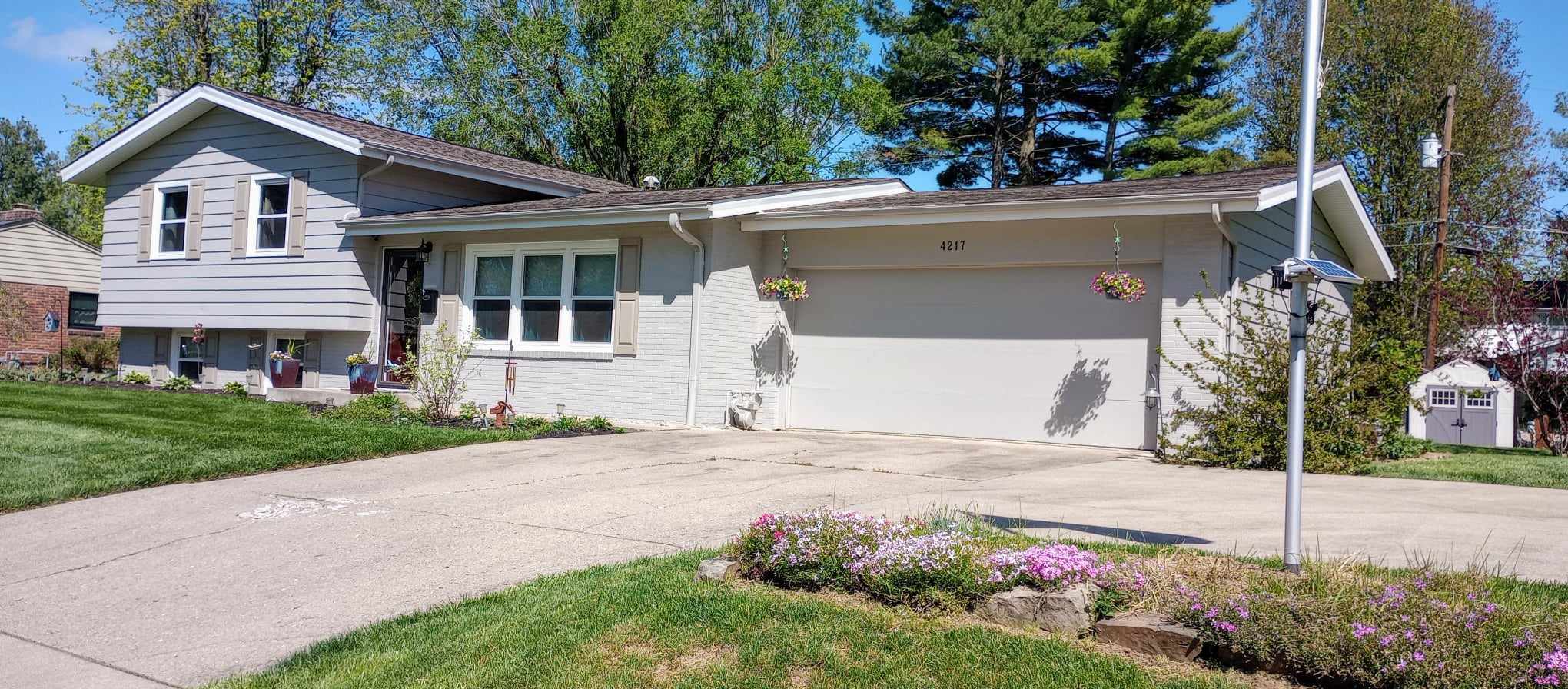 4217 Ridgeway Avenue Columbus, IN 47203 - Photo 4 of 67