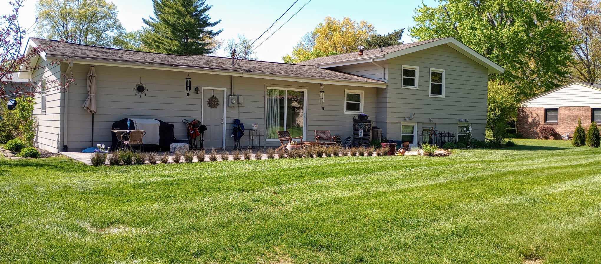 4217 Ridgeway Avenue Columbus, IN 47203 - Photo 5 of 67