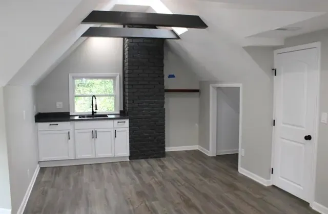 $479,000 | 5025 Lydia Avenue, Kansas City, MO 64110