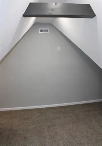 $479,000 | 5025 Lydia Avenue, Kansas City, MO 64110