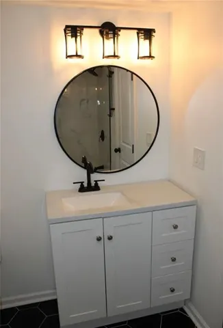 $479,000 | 5025 Lydia Avenue, Kansas City, MO 64110