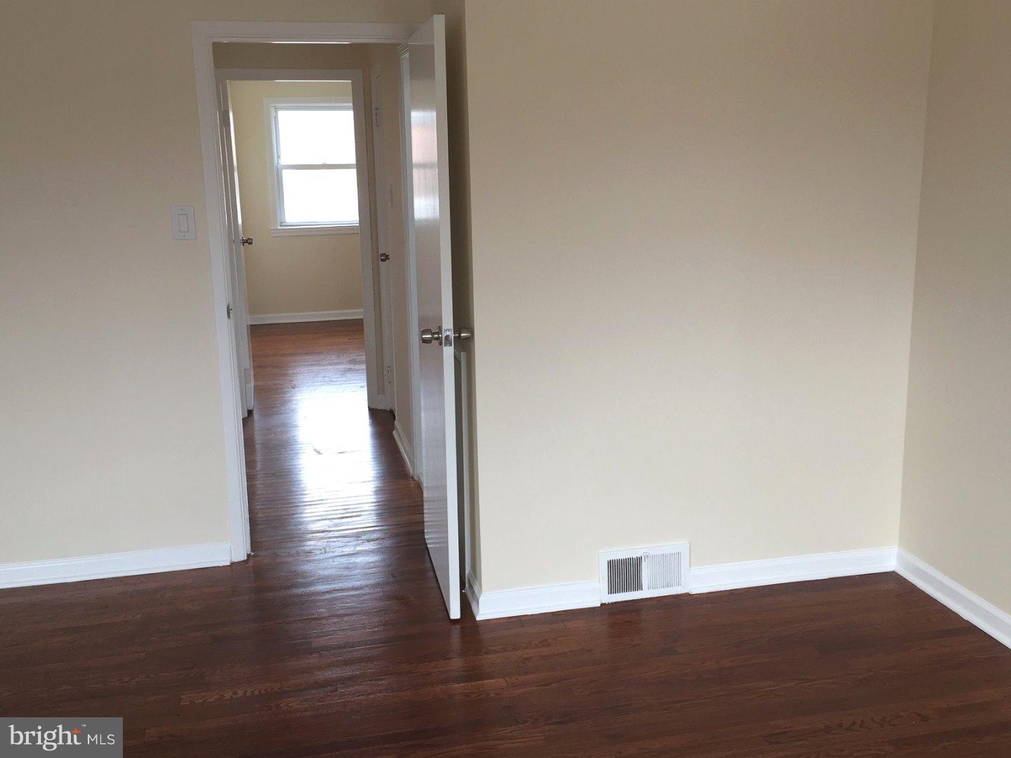 12624 Medford Road Philadelphia, PA 19154 - Photo 17 of 20 Gallery Image 17