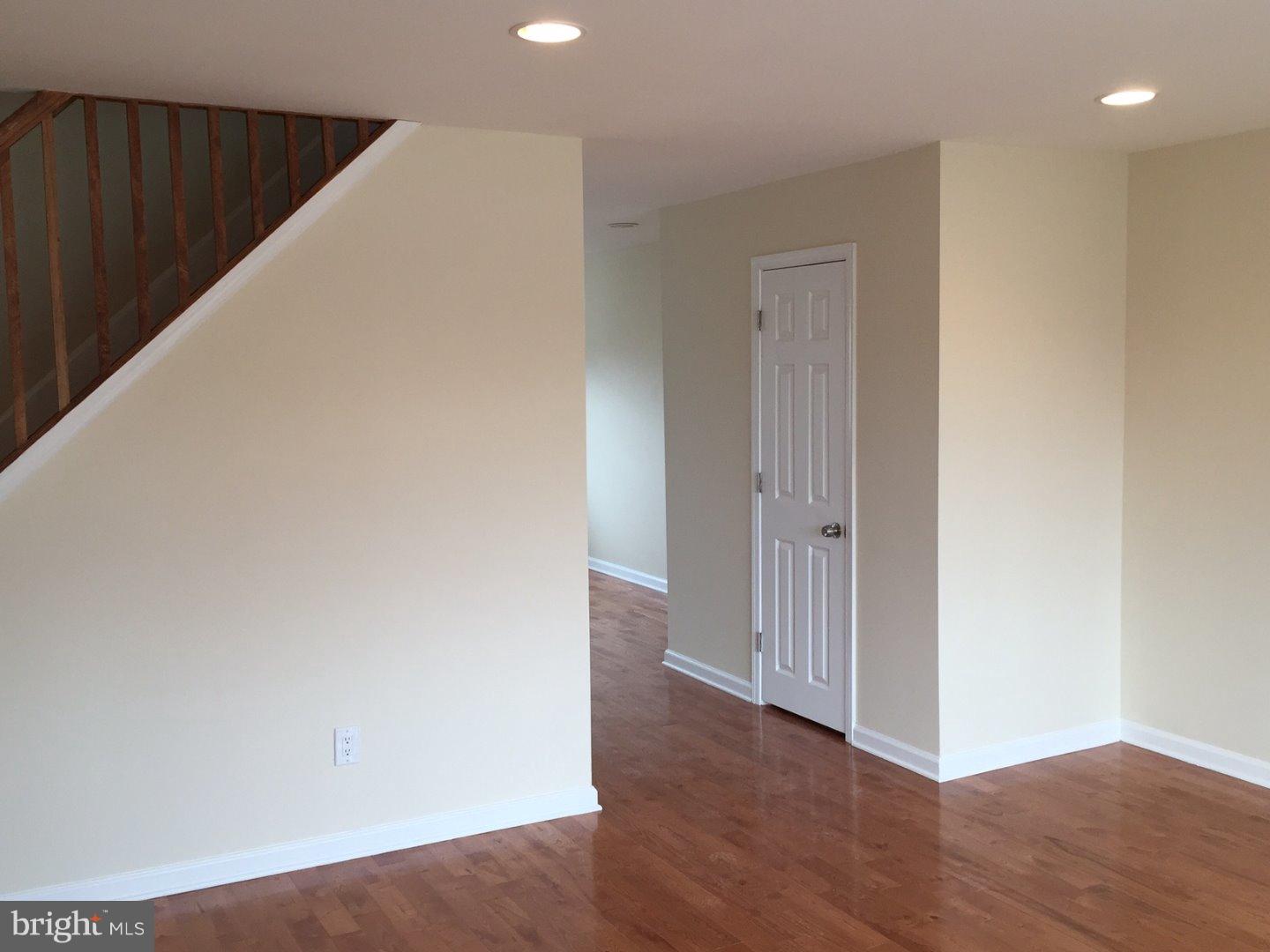 12624 Medford Road Philadelphia, PA 19154 - Photo 3 of 20 Gallery Image 3