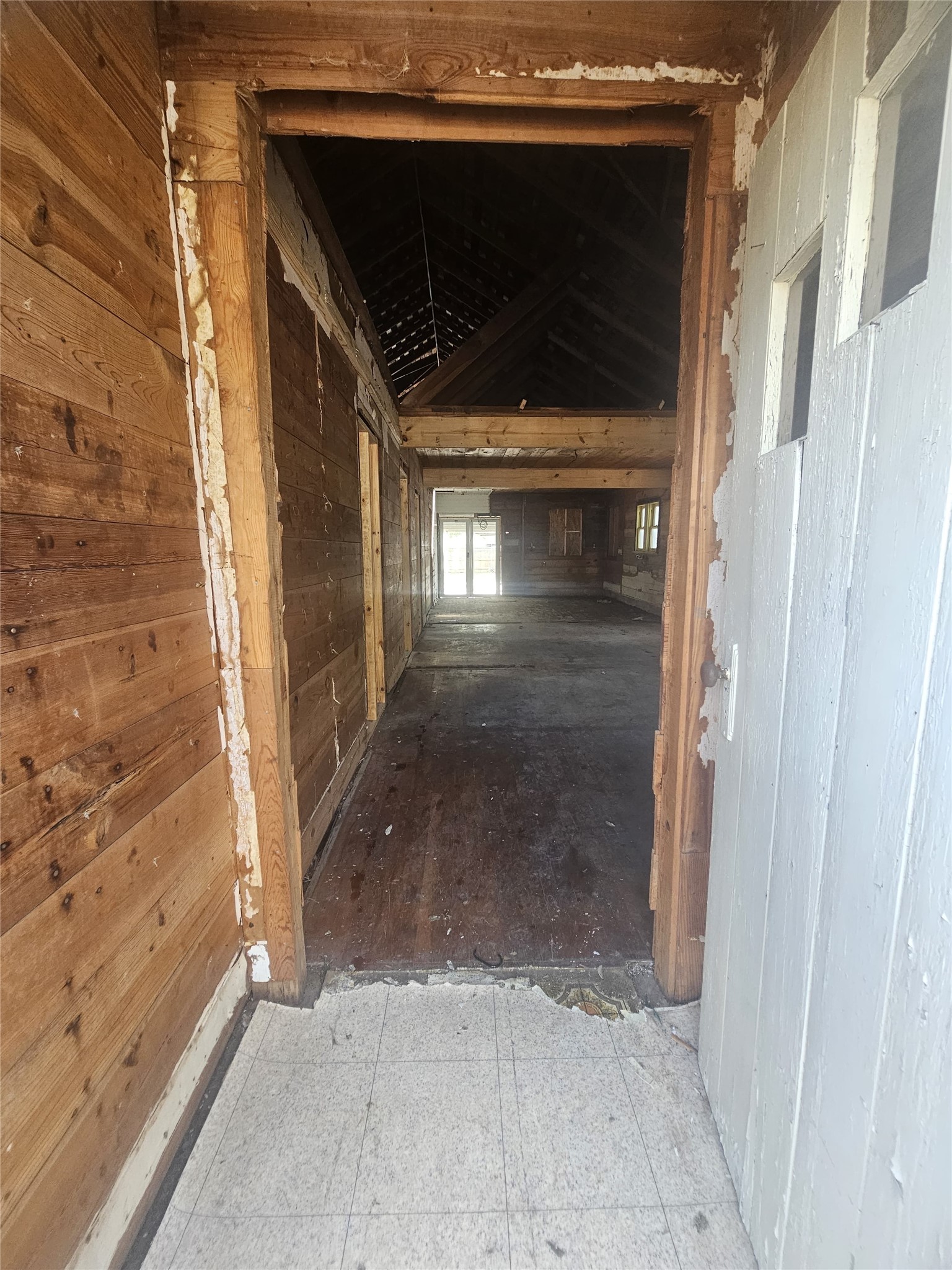 507 Merchant Street El Campo, TX 77437 - Photo 14 of 33 a view of basement