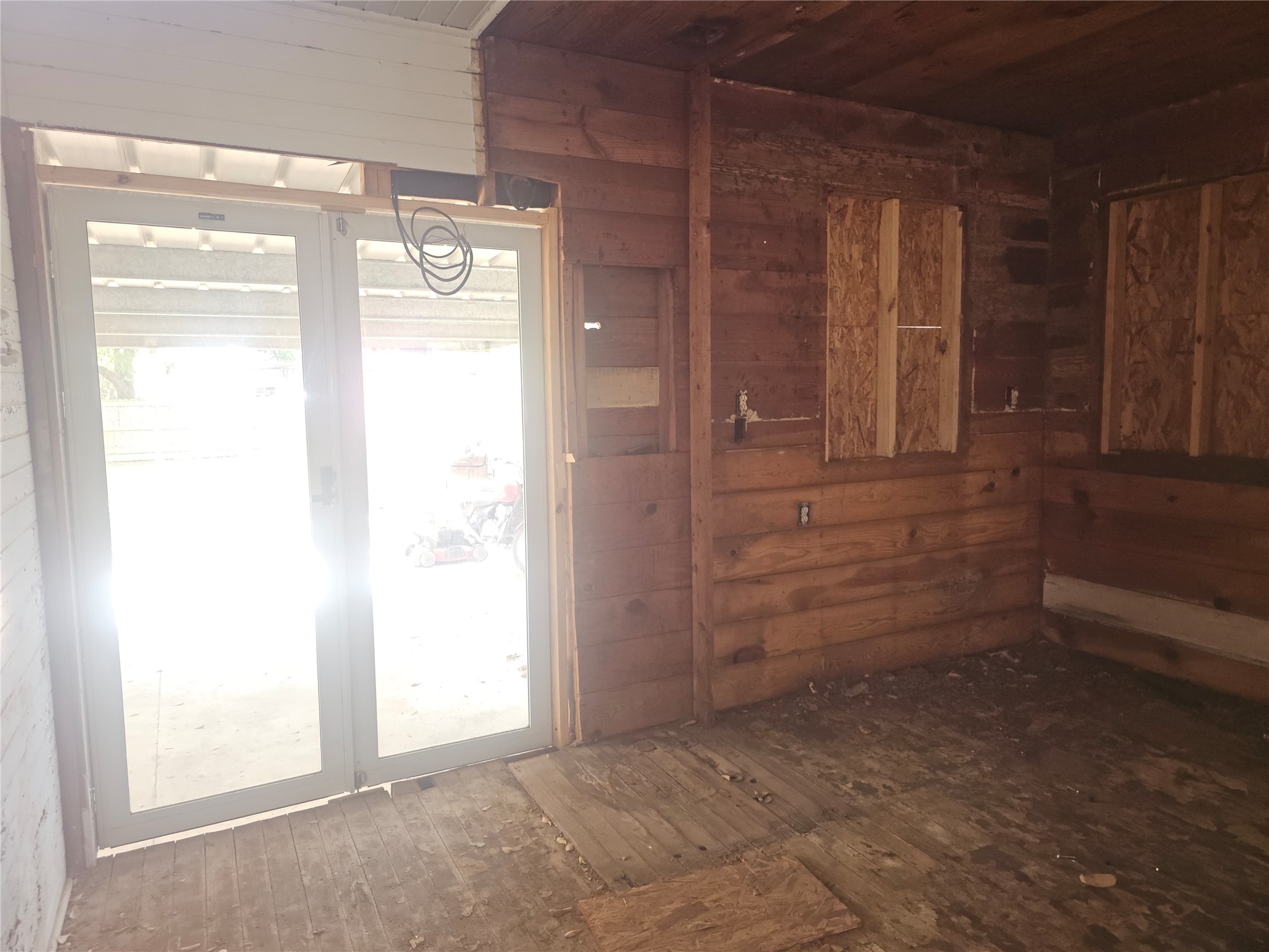 507 Merchant Street El Campo, TX 77437 - Photo 21 of 33 a view of an empty room