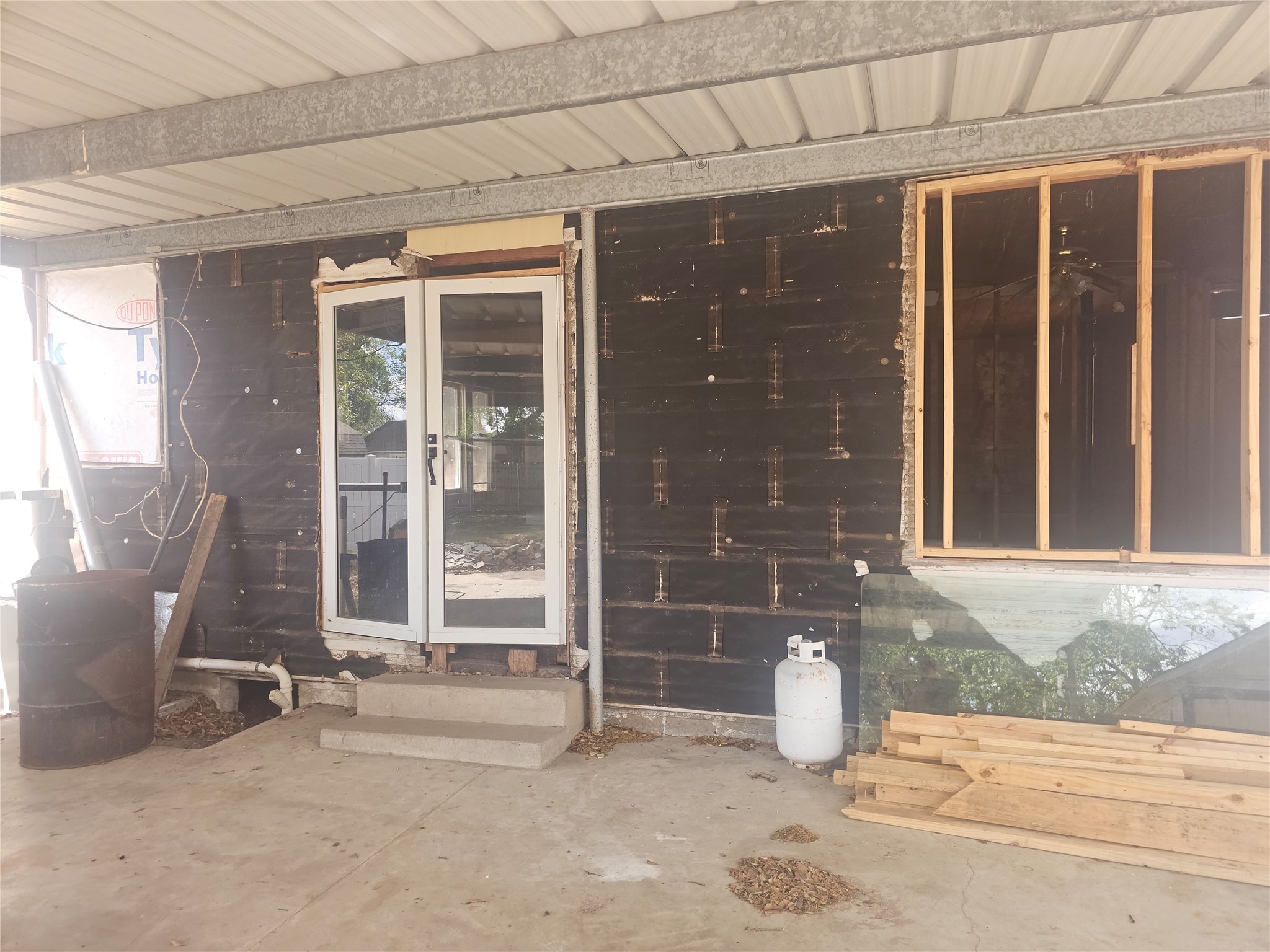 507 Merchant Street El Campo, TX 77437 - Photo 24 of 33 a view of entrance with door