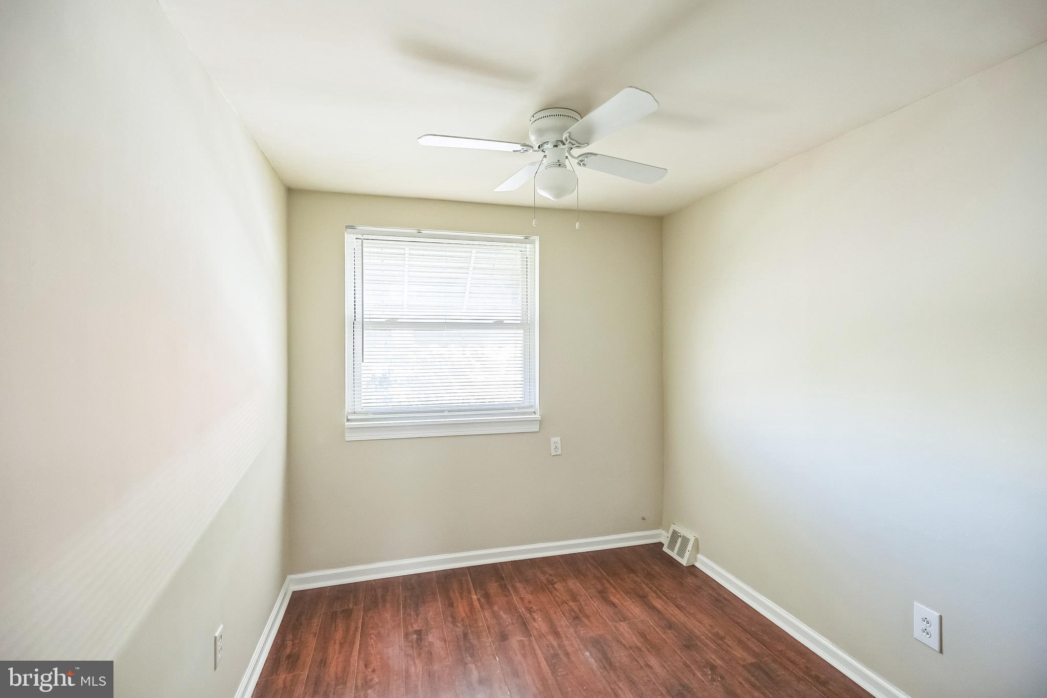 9197 Ryerson Road Philadelphia, PA 19114 - Photo 8 of 17