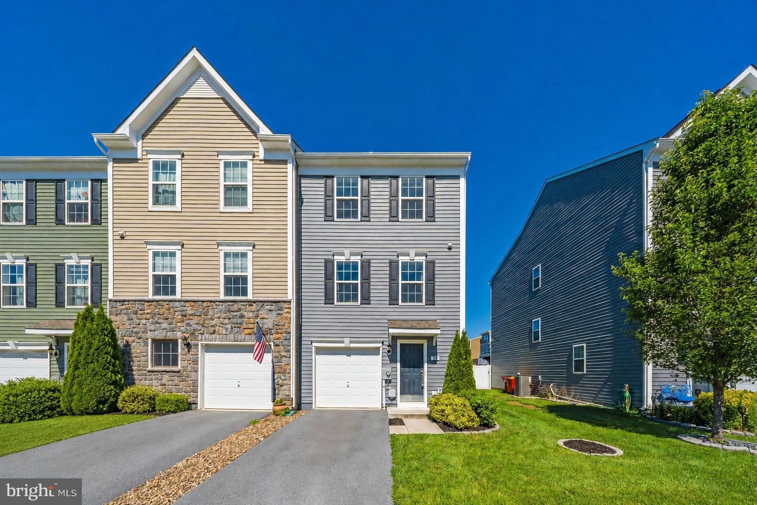 24 Cecily Way Ranson, WV 25438 - Photo 1 of 80