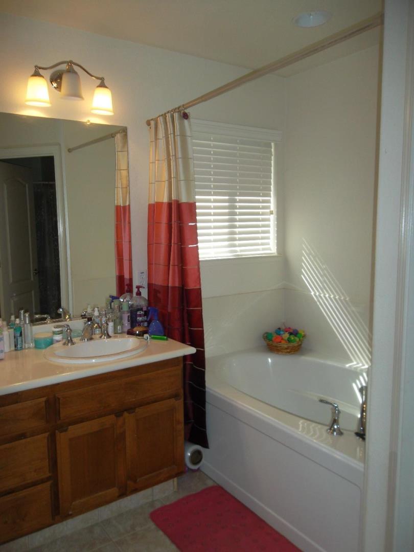 1086 San Rafael Soledad, CA 93960 - Photo 10 of 17 Gallery Image 10