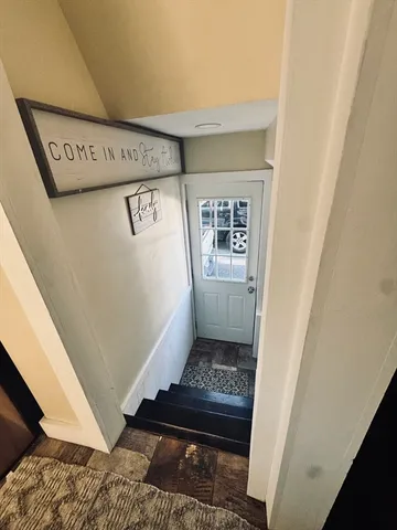 a view of utility room